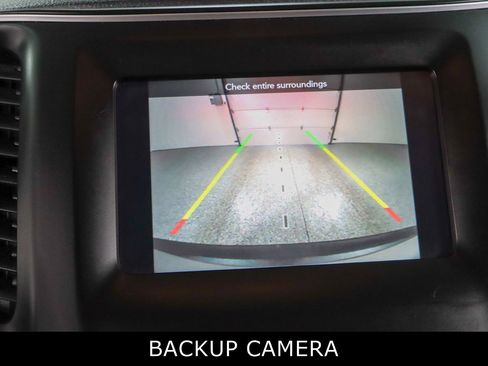 Used 2019 Jeep Cherokee Latitude w/ Popular Appearance Group image 18