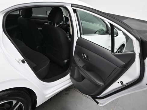 Used 2025 Nissan Sentra SV w/ All-Weather Package image 9