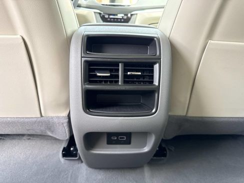 New 2026 Cadillac XT5 Premium Luxury FWD image 16