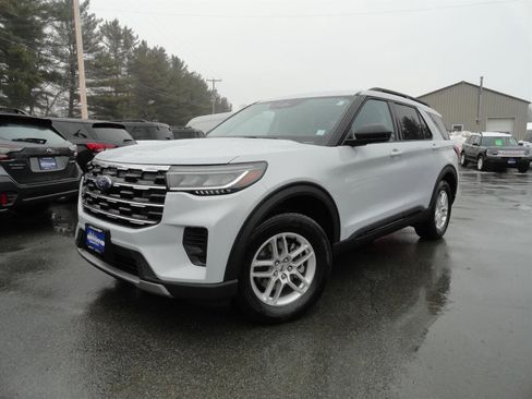 New 2026 Ford Explorer Active image 1