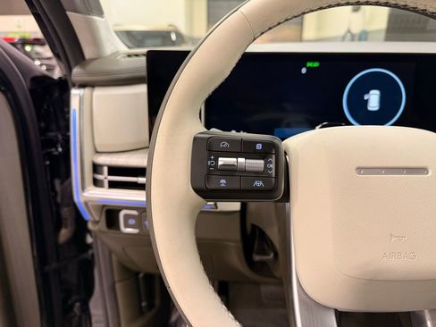 Used 2024 Hyundai Santa Fe Calligraphy image 12