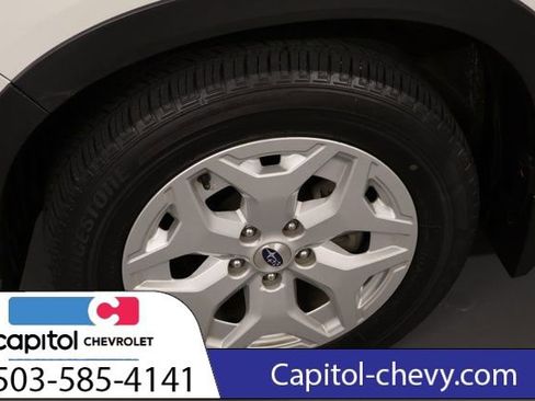 Used 2021 Subaru Forester image 8