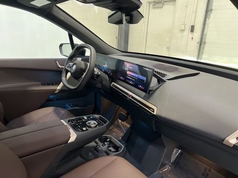 Used 2025 BMW iX xDrive50 image 72