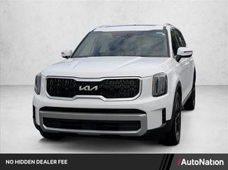 Used 2023 Kia Telluride EX w/ EX Captain's Chair Package AWD/4WD video 1