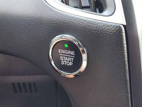 Used 2024 Ford Edge ST-Line image 21