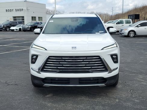 New 2026 Buick Enclave Preferred w/ Power Package FWD image 2