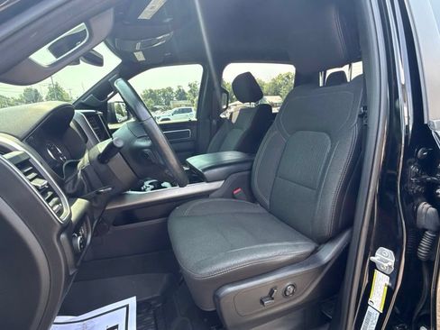 Used 2019 RAM 1500 Big Horn AWD/4WD image 14
