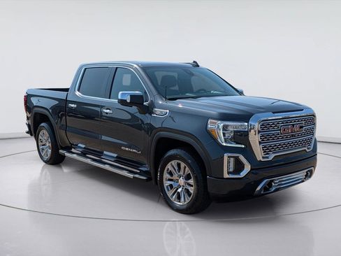 Used 2021 GMC Sierra 1500 Denali w/ Technology Package AWD/4WD image 3