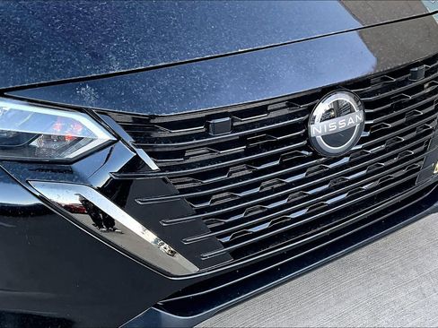 Used 2025 Nissan Sentra SV image 27