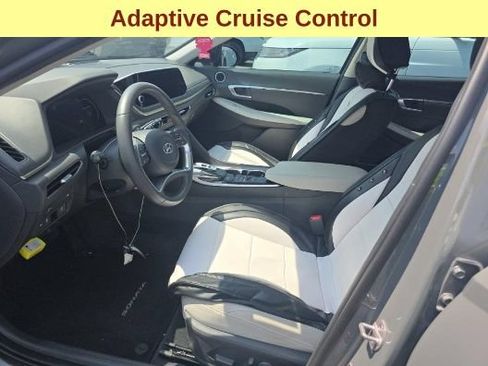 Used 2023 Hyundai Sonata SEL w/ Convenience Package FWD image 10