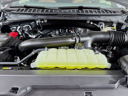 New 2026 Lincoln Navigator Reserve AWD/4WD image 34