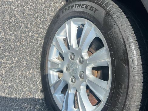 Used 2012 Buick LaCrosse FWD image 24