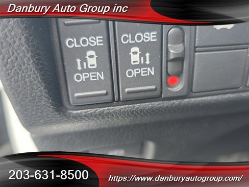 Used 2023 Honda Odyssey EX-L image 17