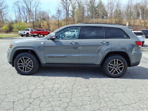 Used 2019 Jeep Grand Cherokee Trailhawk image 5