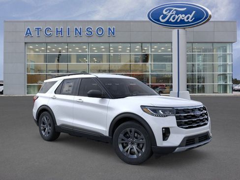 New 2026 Ford Explorer Active w/ Active Comfort Package AWD/4WD image 7