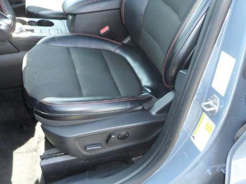 Used 2025 Ford Escape ST-Line Select image 16