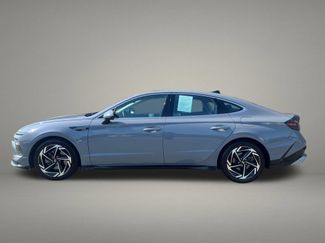 Used 2024 Hyundai Sonata SEL w/ Convenience Package FWD video 2
