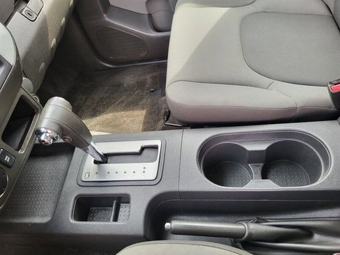 Used 2010 Nissan Xterra S image 21