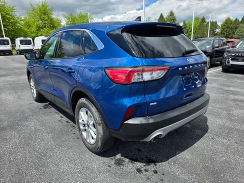Certified 2022 Ford Escape SE AWD/4WD image 3