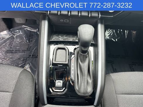 Used 2024 Chevrolet Colorado W/T w/ WT Convenience Package II RWD image 21