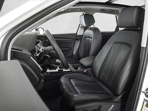 Used 2023 Audi Q5 2.0T Premium Plus w/ Premium Plus Package image 17