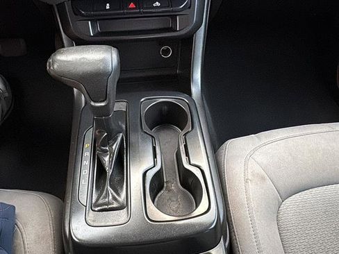 Used 2020 Chevrolet Colorado W/T w/ WT Convenience Package image 22