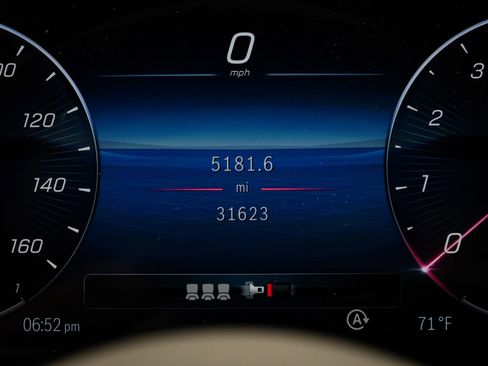 Used 2023 Mercedes-Benz C 300 4MATIC Sedan image 24