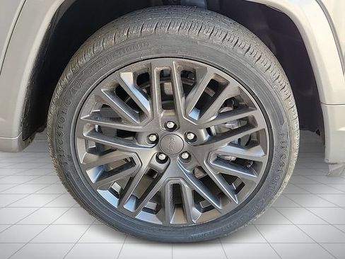 Used 2023 Jeep Compass Limited AWD/4WD image 5