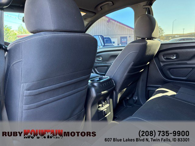 Used 2018 Nissan Titan SV w/ SV Convenience Package AWD/4WD image 26