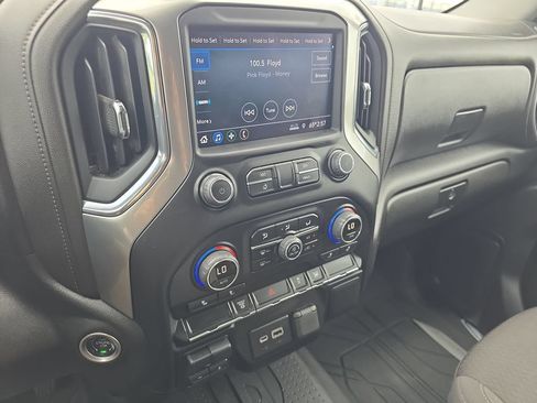 Used 2022 Chevrolet Silverado 3500 LT w/ Convenience Package AWD/4WD image 20