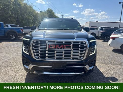 Used 2025 GMC Yukon Denali AWD/4WD image 7