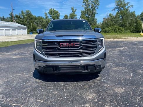 Used 2026 GMC Sierra 1500 SLT AWD/4WD image 16