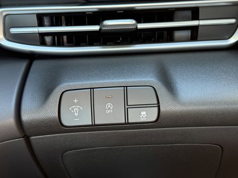 New 2026 Hyundai Elantra SE image 17