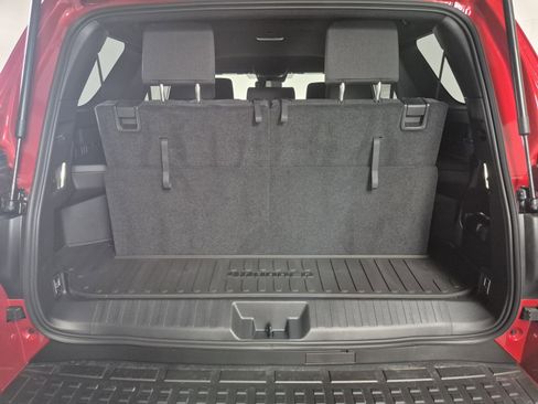 New 2026 Toyota 4Runner SR5 AWD/4WD image 13