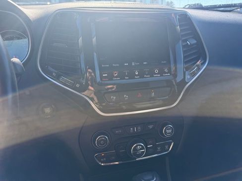 Used 2021 Jeep Cherokee Limited w/ Elite Package image 17