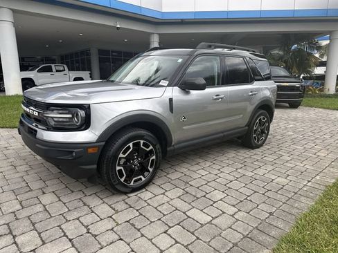 Used 2023 Ford Bronco Sport Outer Banks w/ Tech Package AWD/4WD image 31