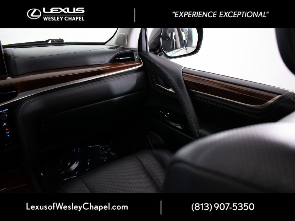 Used 2016 Lexus LX 570 4WD w/ Luxury Package image 22