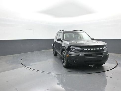 New 2026 Ford Bronco Sport Outer Banks w/ Outer Banks Tech Package+ AWD/4WD image 2