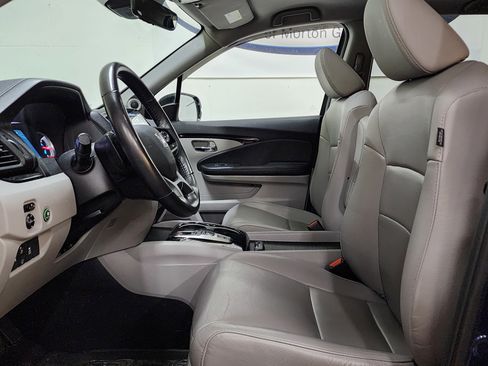 Used 2019 Honda Pilot Touring image 13
