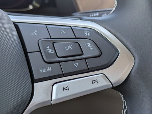 New 2026 Volkswagen Atlas SE image 26