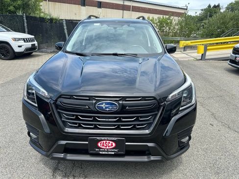 Used 2023 Subaru Forester Premium AWD/4WD image 7