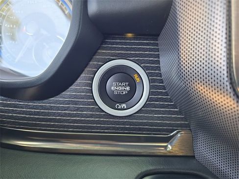 Used 2020 RAM 1500 Limited w/ Black Appearance Package image 26