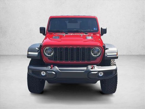 Used 2026 Jeep Wrangler Unlimited Rubicon AWD/4WD image 2