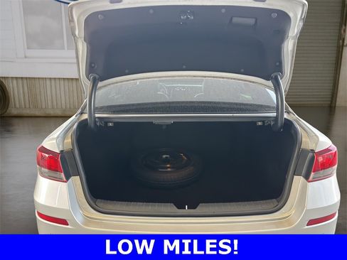 Used 2019 Kia Optima EX image 27
