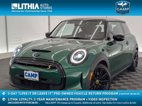 Used 2022 MINI Cooper SE image 1