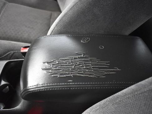 Used 2013 Chevrolet Impala LT FWD image 17