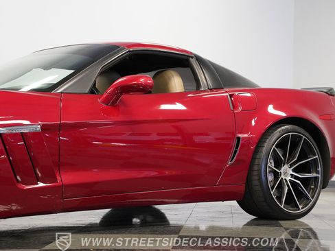 Used 2011 Chevrolet Corvette Grand Sport w/ Preferred Equipment Group image 23