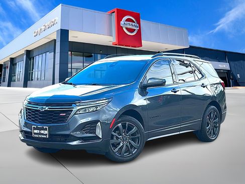 Used 2023 Chevrolet Equinox RS FWD image 1