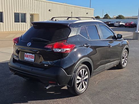 Used 2020 Nissan Kicks SV w/ Exterior Package image 4