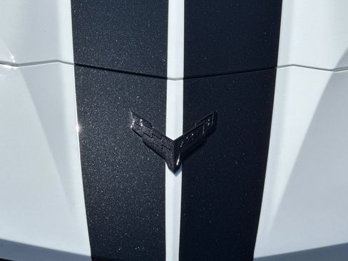 Used 2023 Chevrolet Corvette Stingray Premium Conv w/ Z51 Performance Package RWD image 43